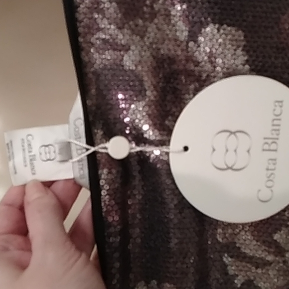 Floral, Sequence Mini Skirt - Picture 3 of 4